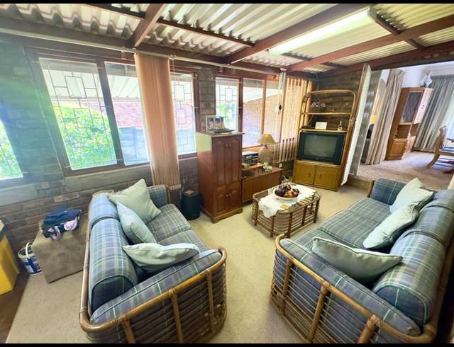 3 BEDROOM HOUSE FOR SALE IN PELHAM